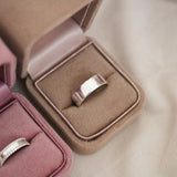 Enkel ring bred